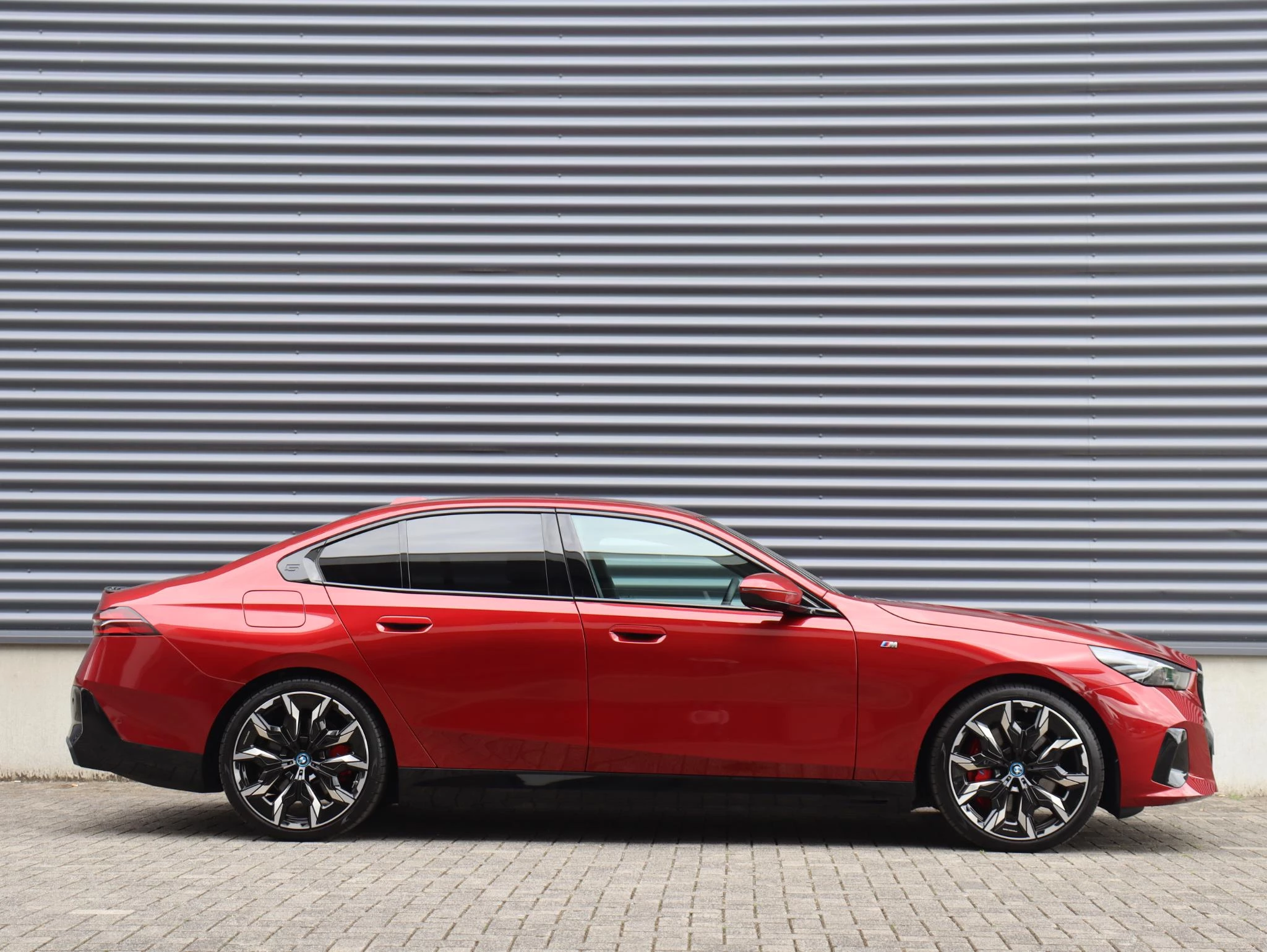 Hoofdafbeelding BMW i5