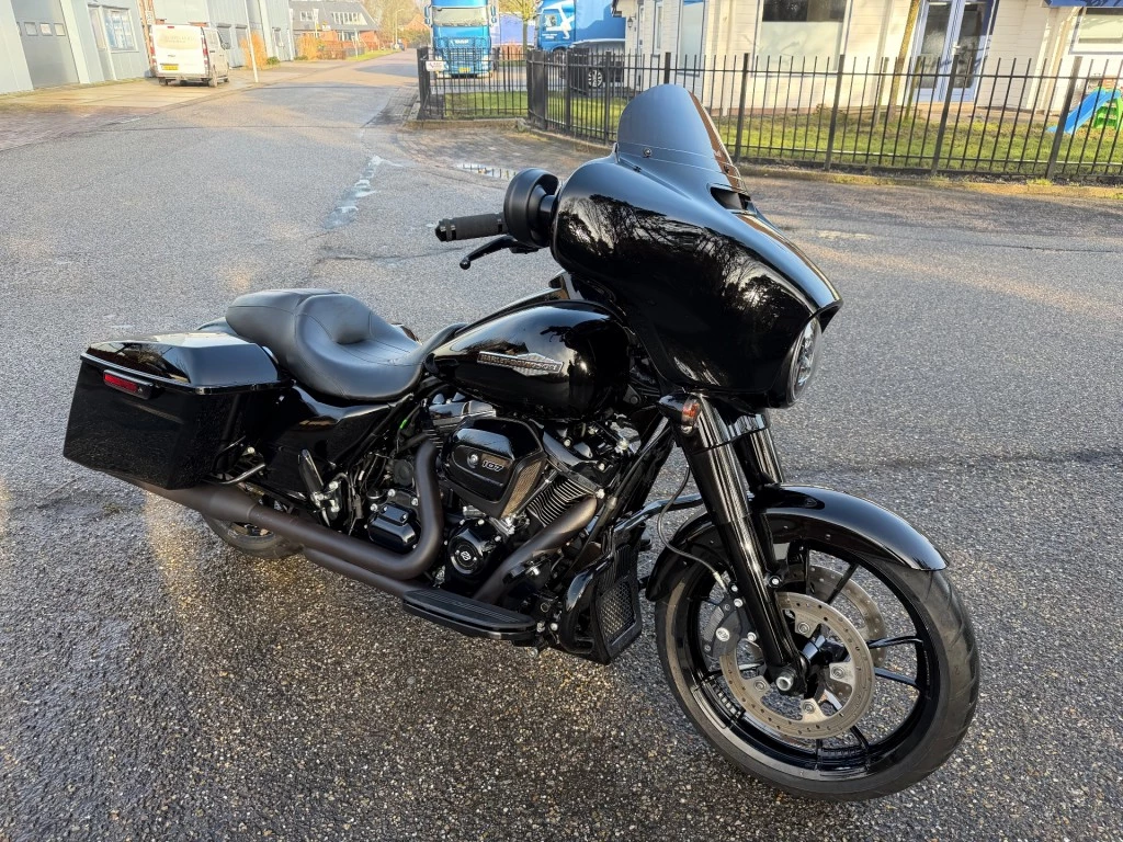 Hoofdafbeelding Harley-Davidson Street Glide