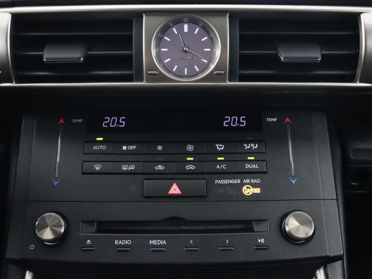 Hoofdafbeelding Lexus IS