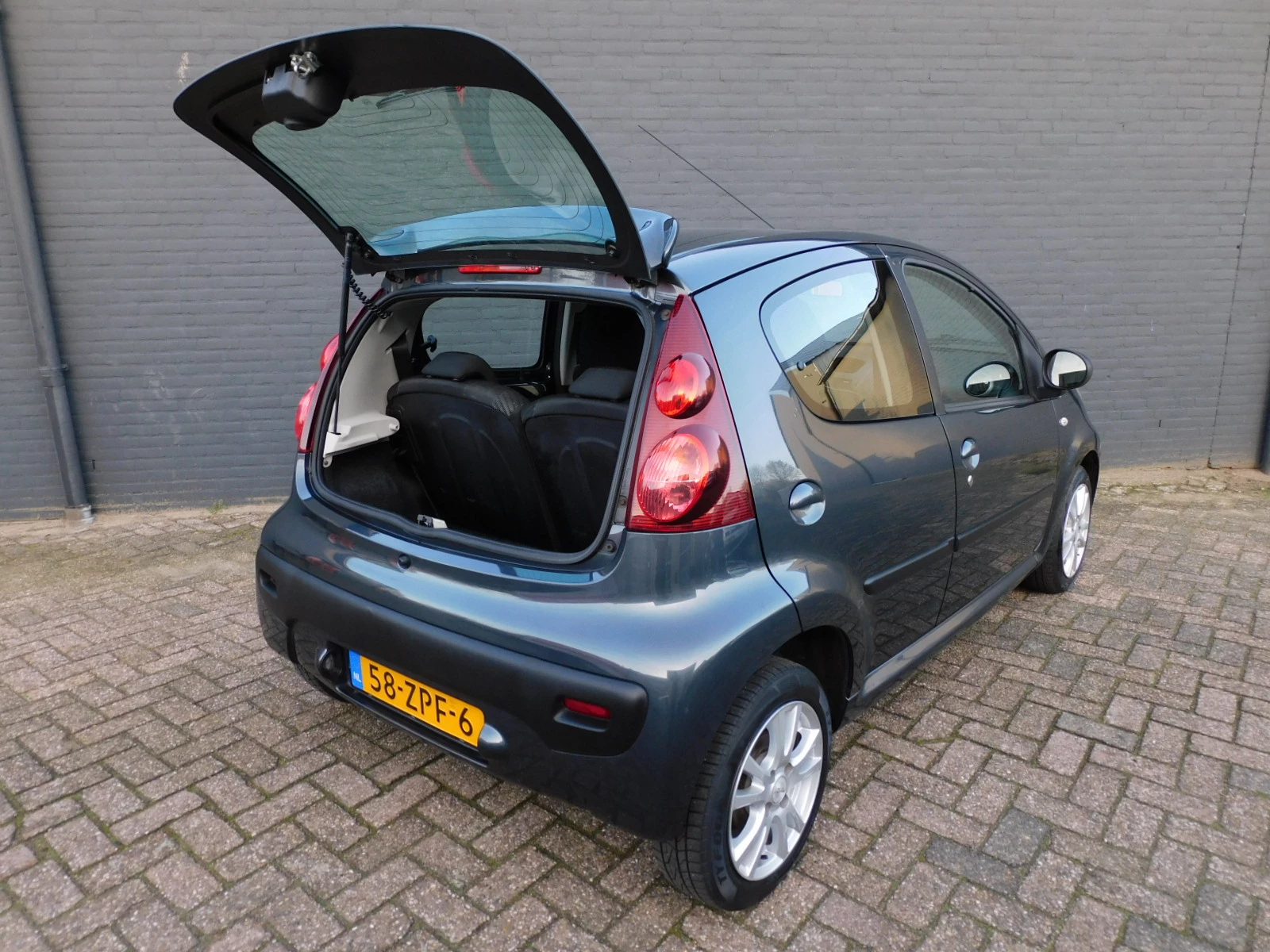 Hoofdafbeelding Peugeot 107
