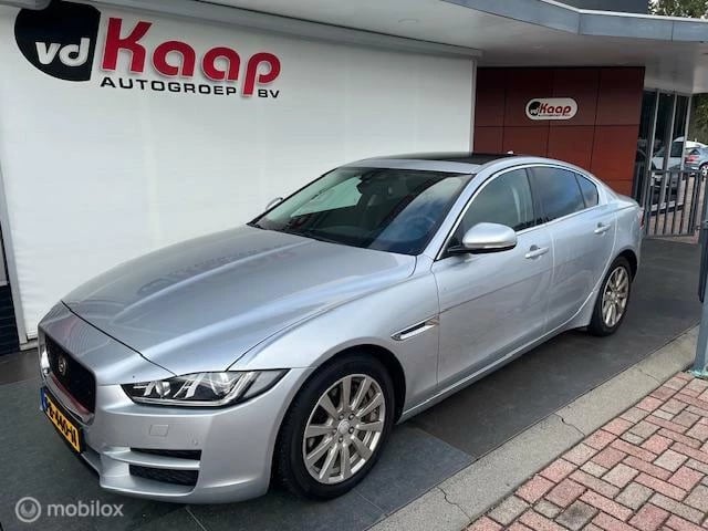 Hoofdafbeelding Jaguar XE