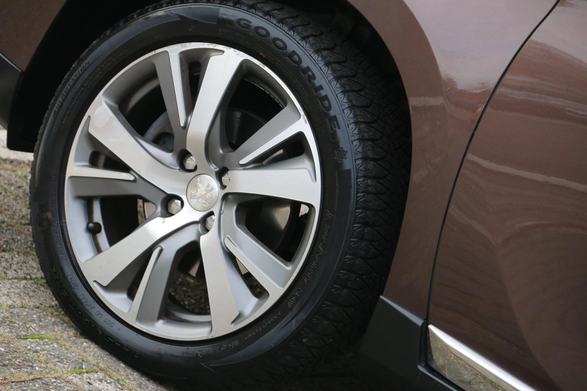 Hoofdafbeelding Peugeot 2008