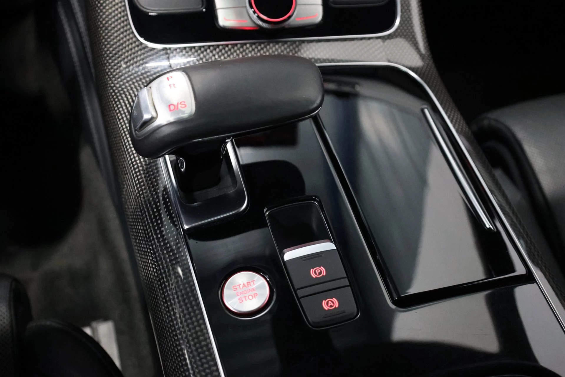 Hoofdafbeelding Audi S8