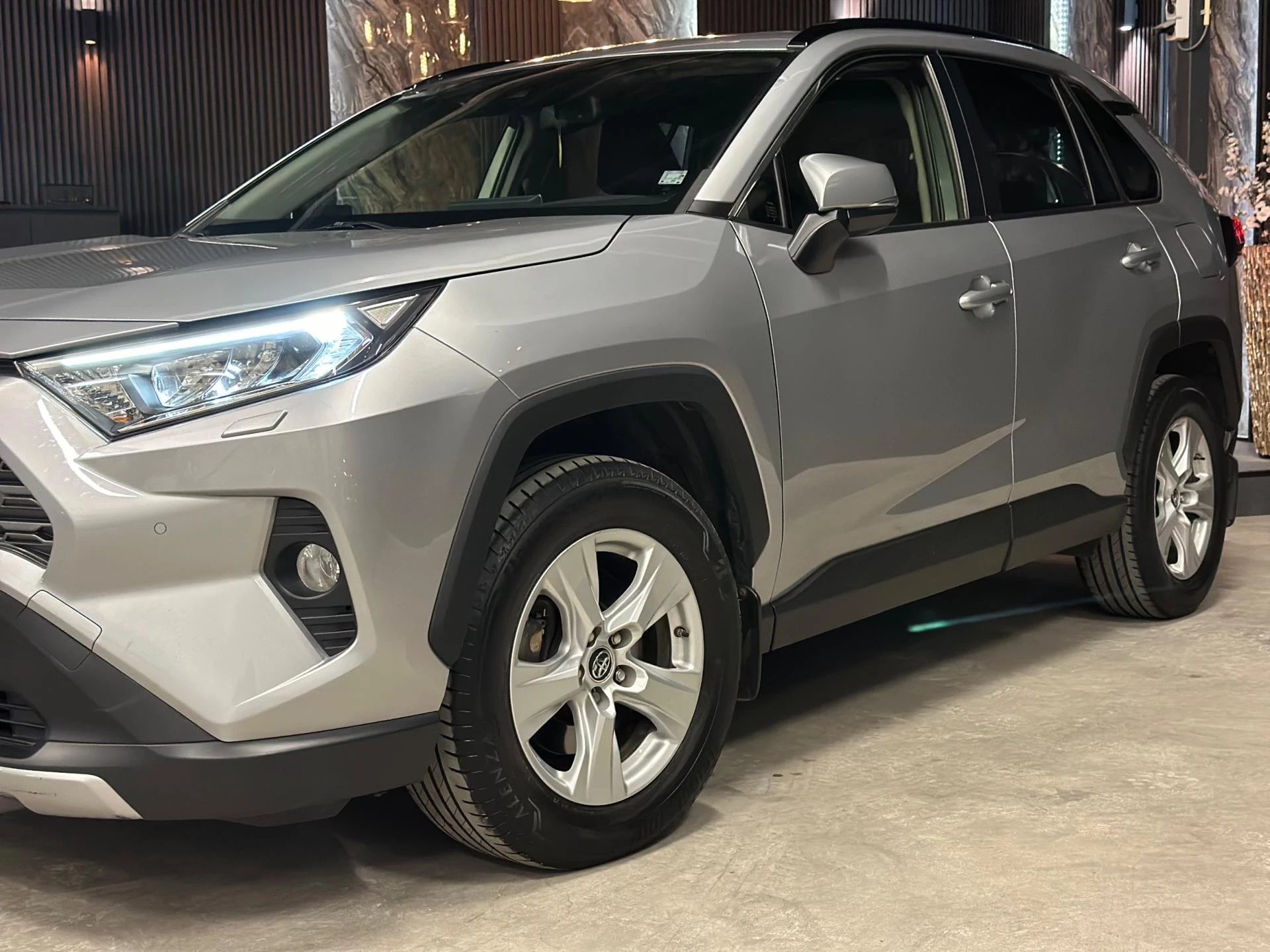 Hoofdafbeelding Toyota RAV4