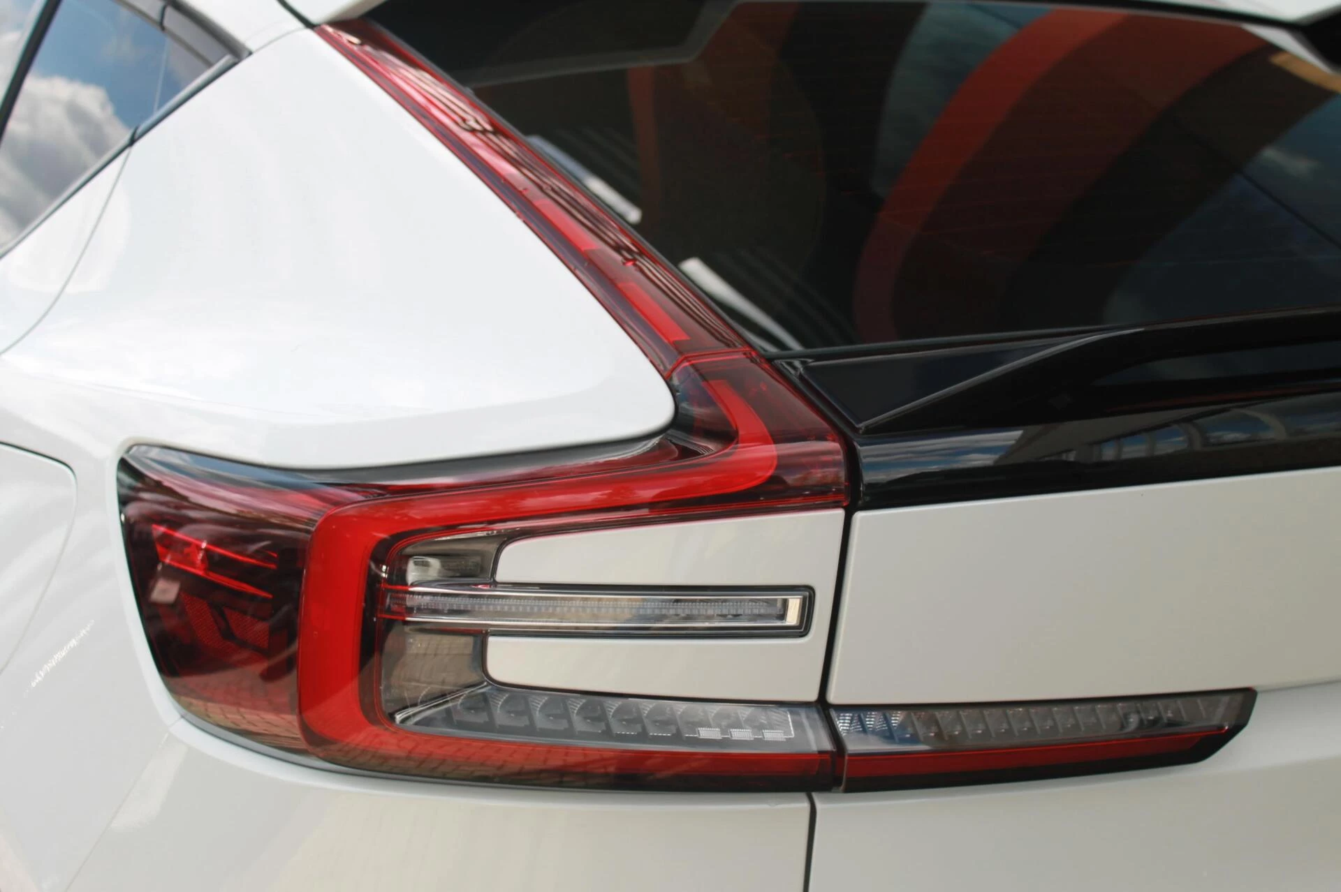 Hoofdafbeelding Volvo C40