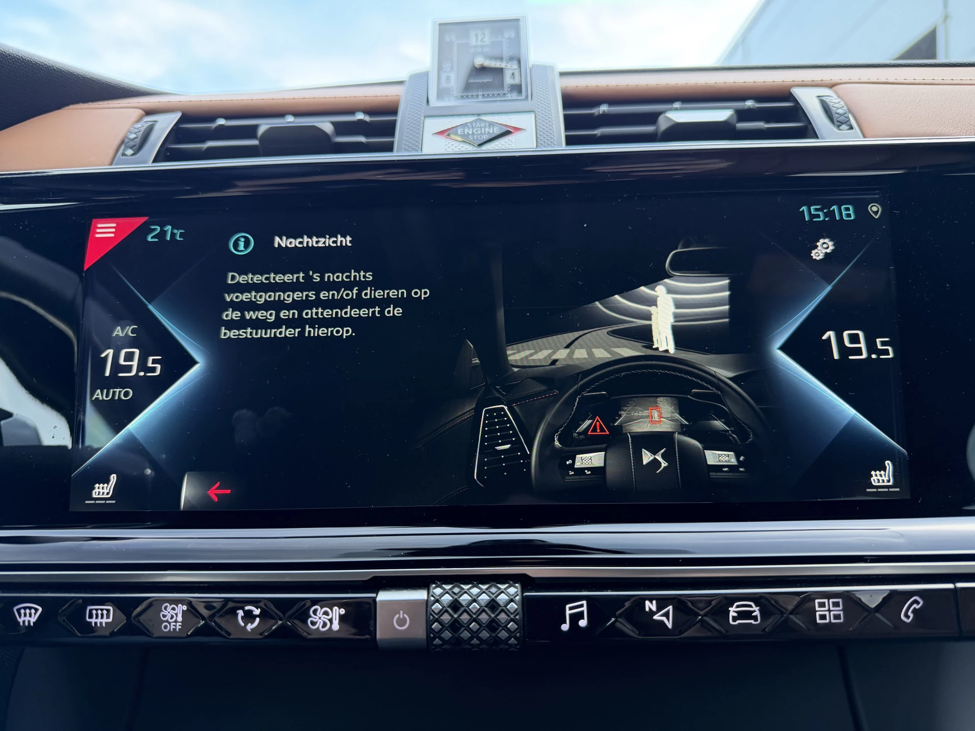 Hoofdafbeelding DS DS 7