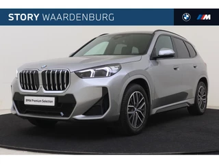 BMW X1 sDrive18i M Sport Automaat / Trekhaak / Sportstoelen / Achteruitrijcamera / M Adaptief onderstel / Comfort Access / Adaptieve LED