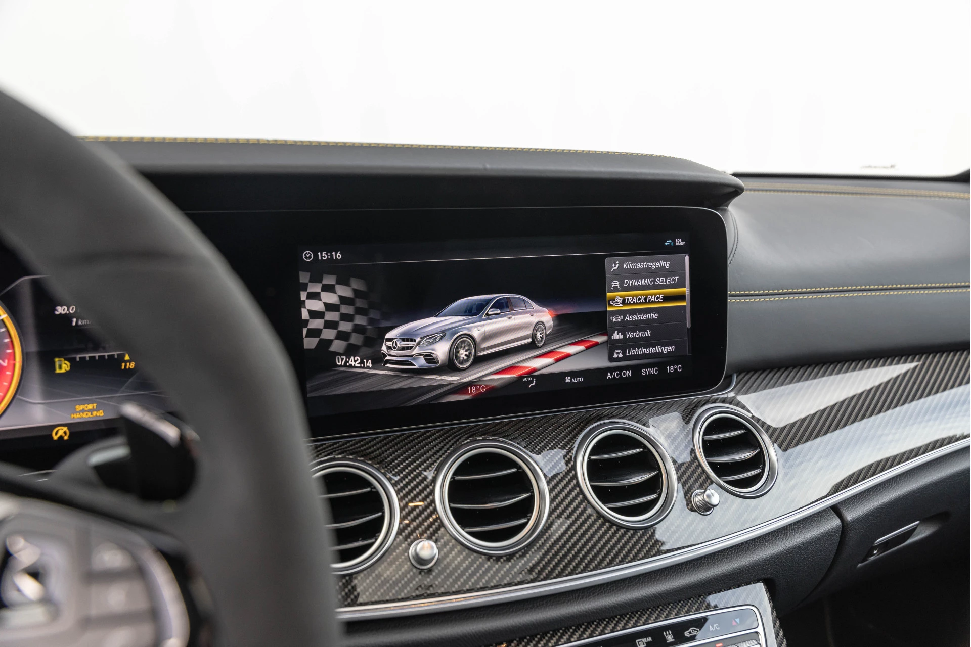 Hoofdafbeelding Mercedes-Benz E-Klasse