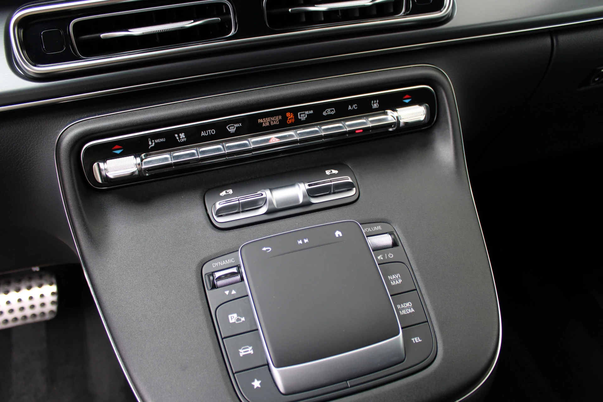 Hoofdafbeelding Mercedes-Benz EQV