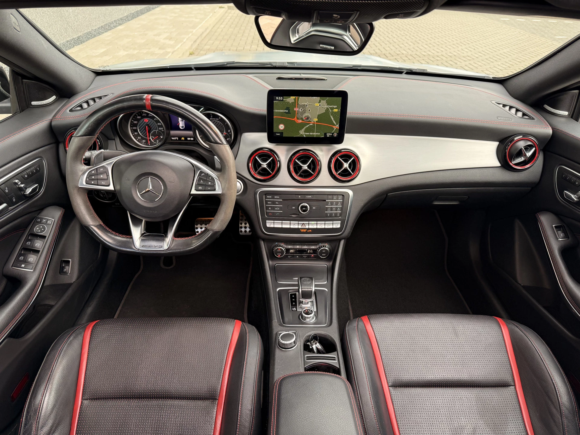 Hoofdafbeelding Mercedes-Benz CLA