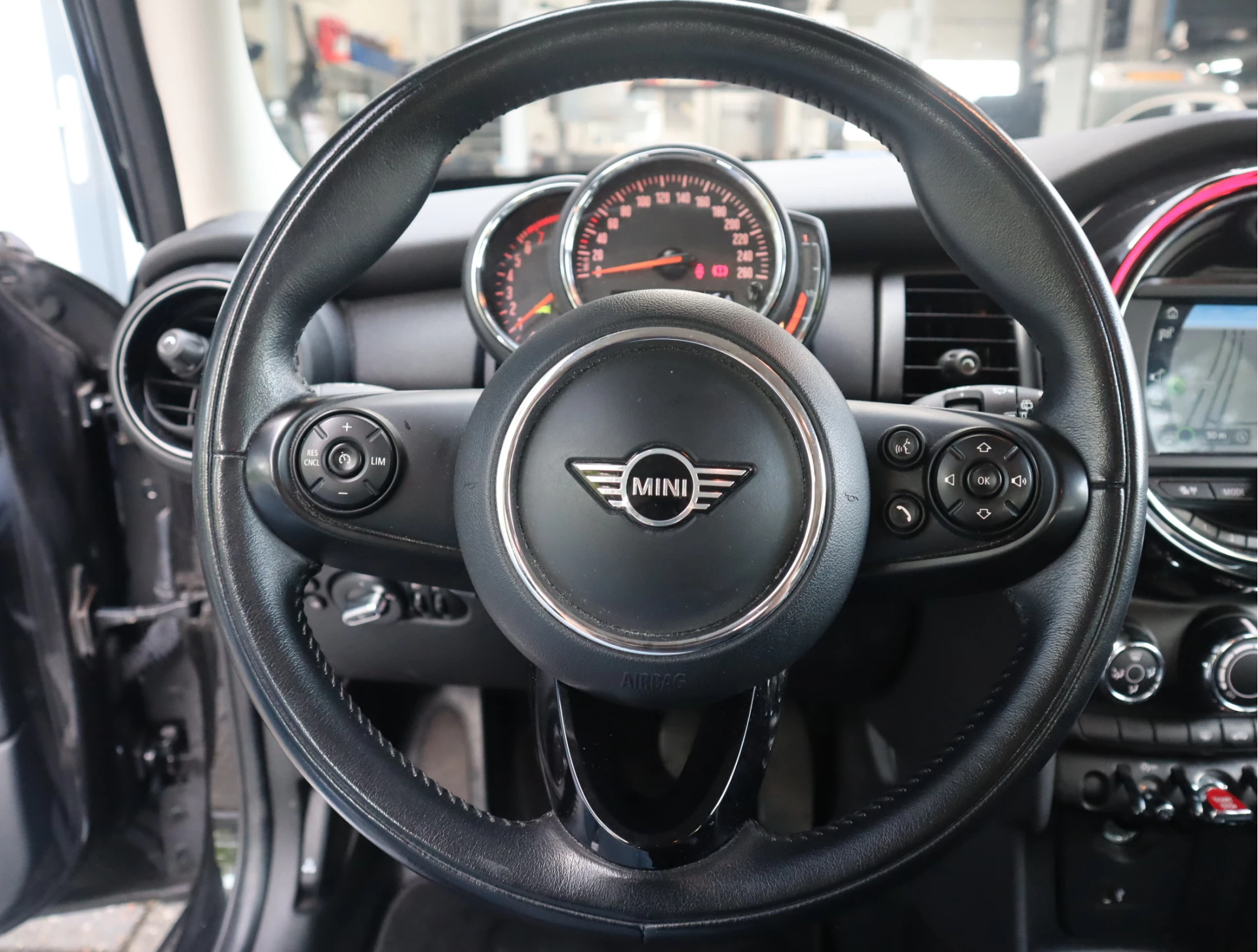 Hoofdafbeelding MINI 5-deurs