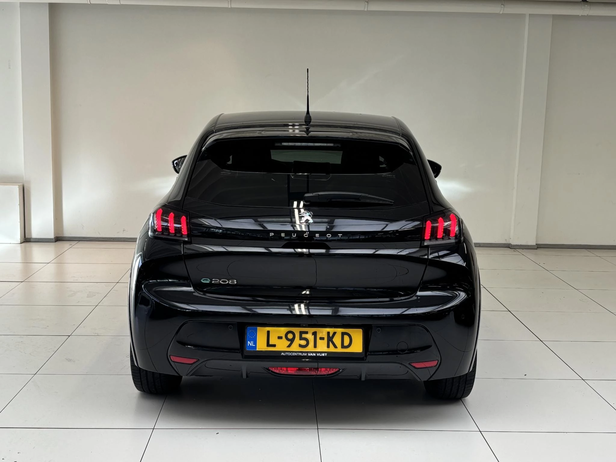 Hoofdafbeelding Peugeot e-208