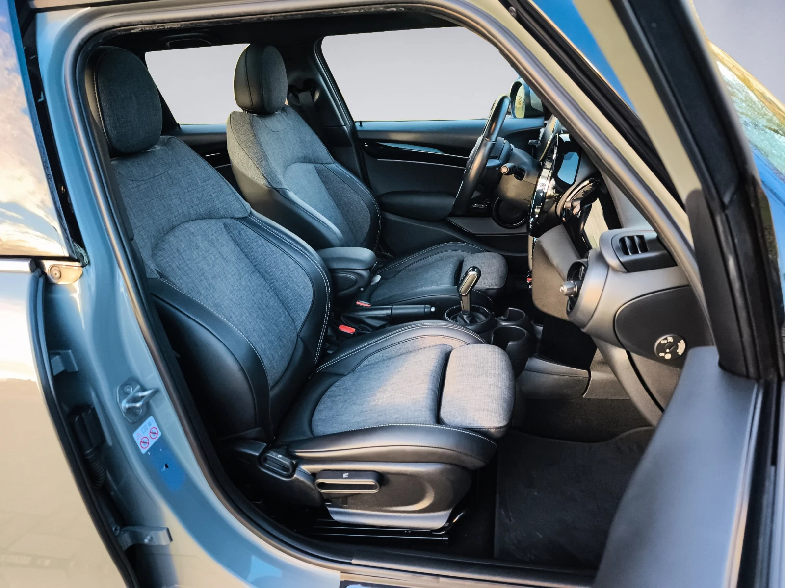 Hoofdafbeelding MINI One