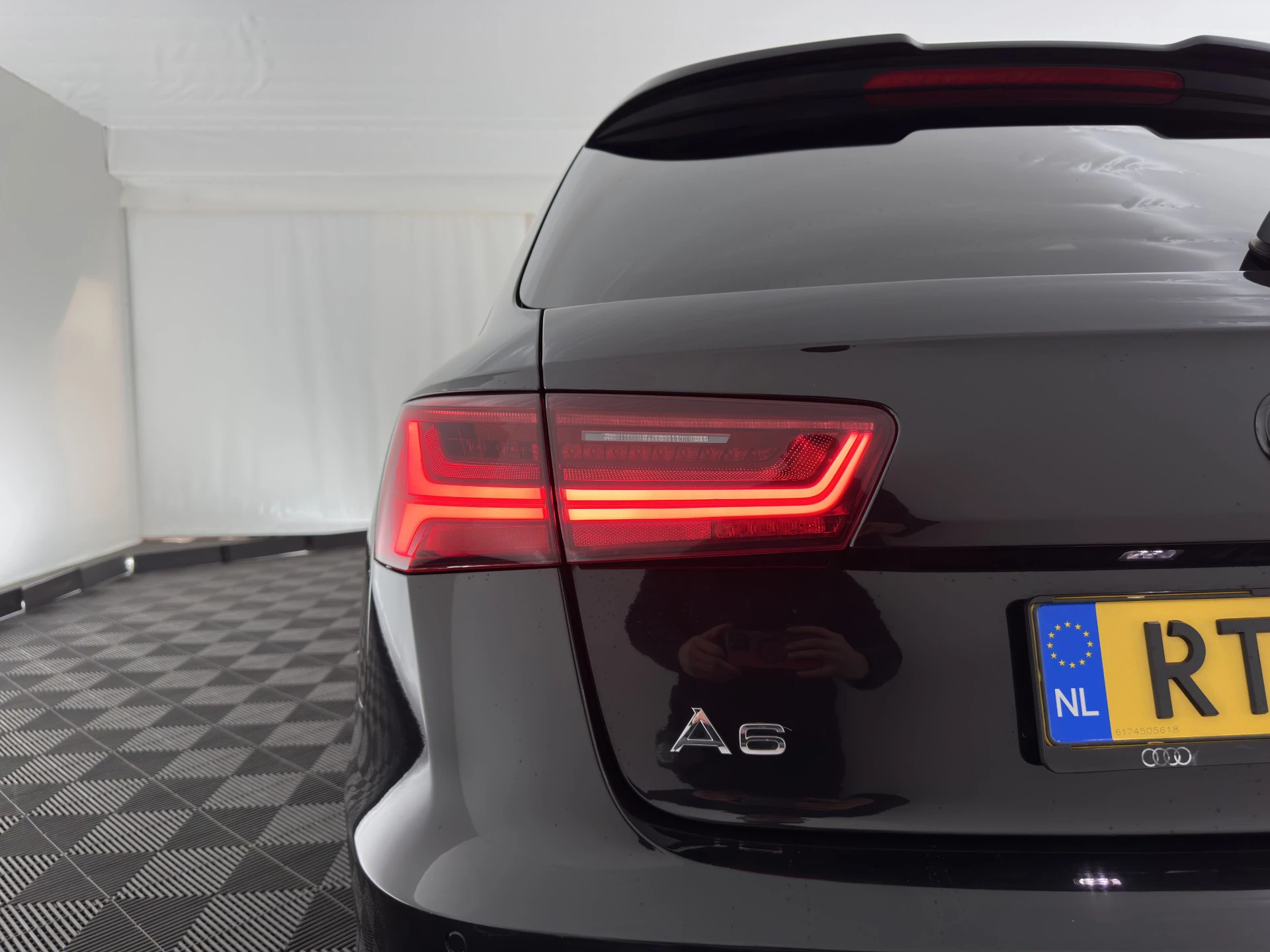 Hoofdafbeelding Audi A6
