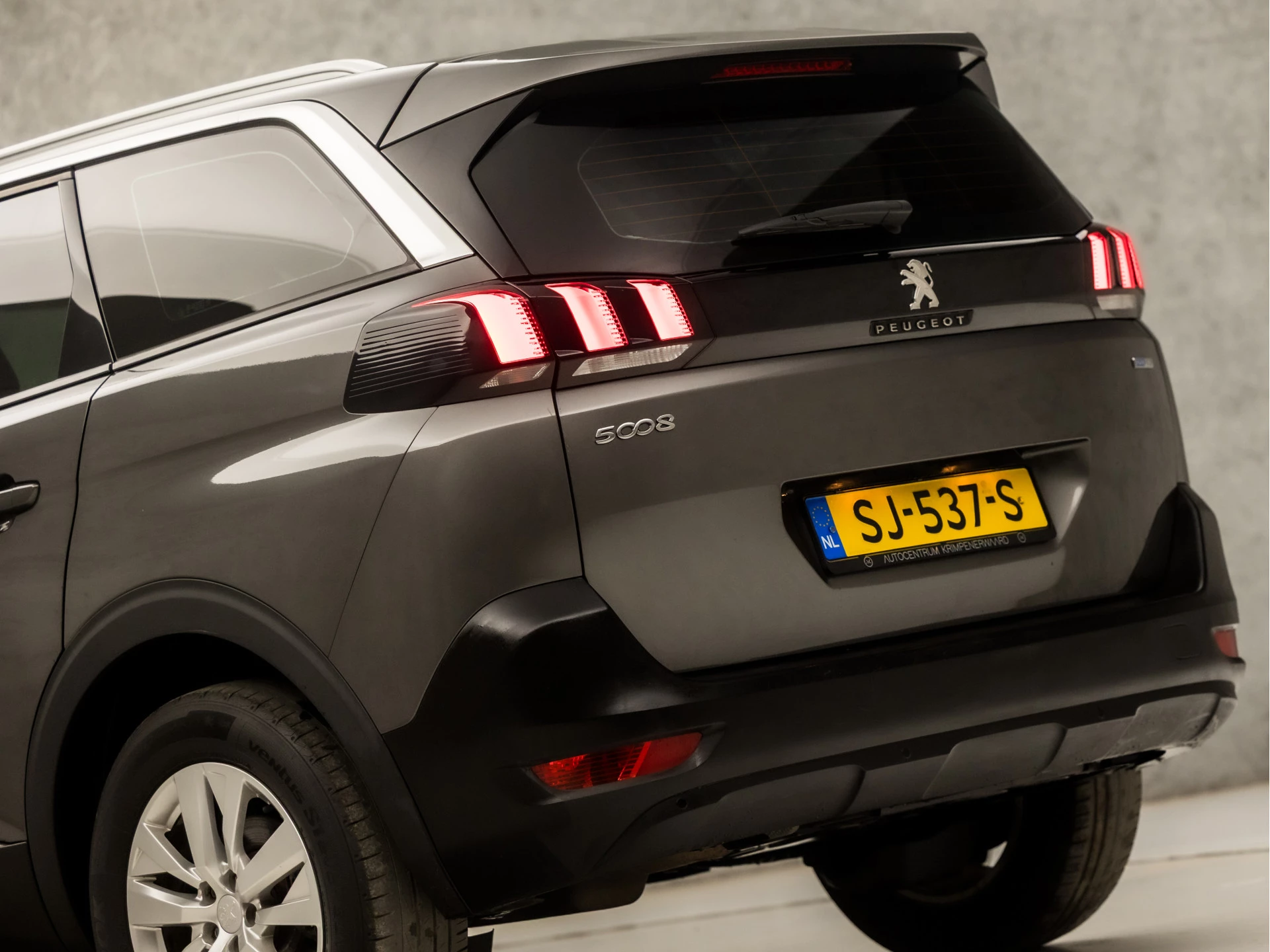 Hoofdafbeelding Peugeot 5008