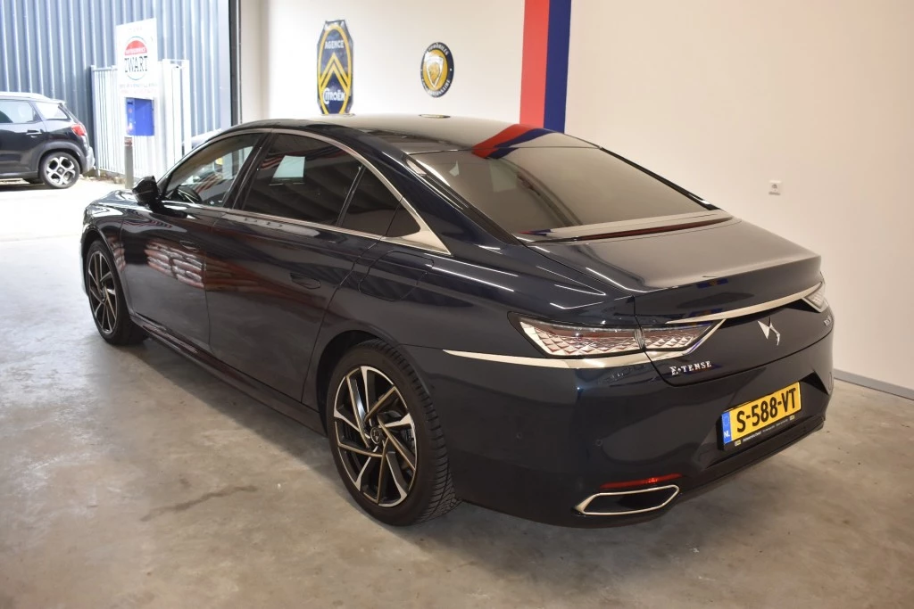 Hoofdafbeelding DS DS 9