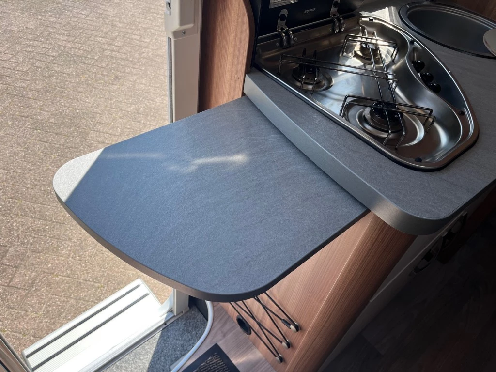 Hoofdafbeelding Weinsberg Caracompact R57 Carplay Ac Cruise