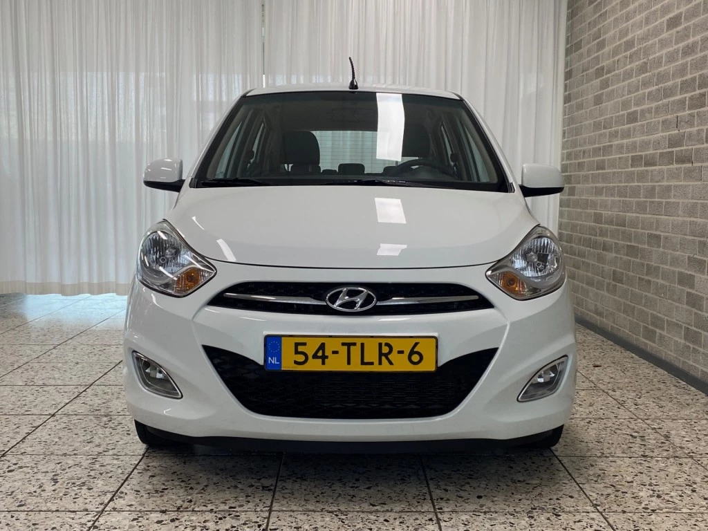 Hoofdafbeelding Hyundai i10