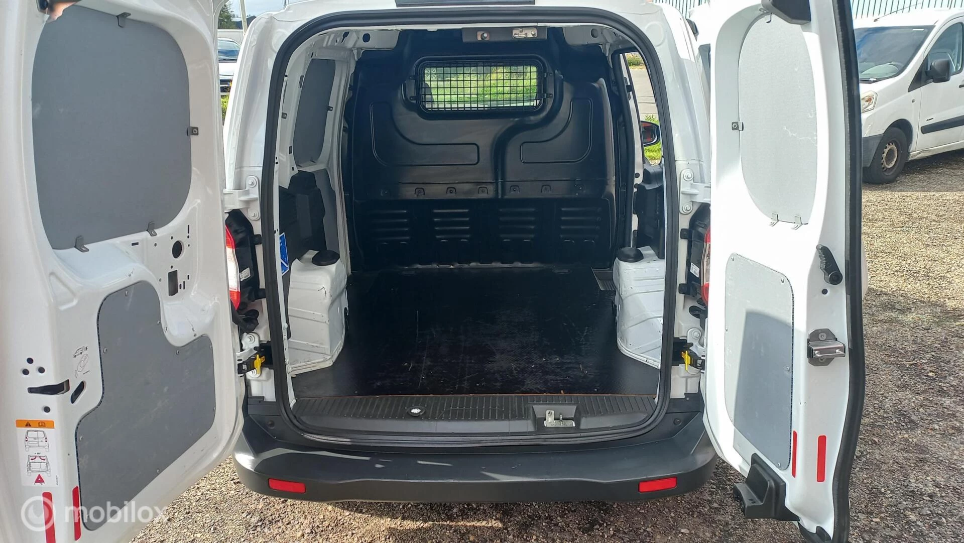 Hoofdafbeelding Ford Transit Courier