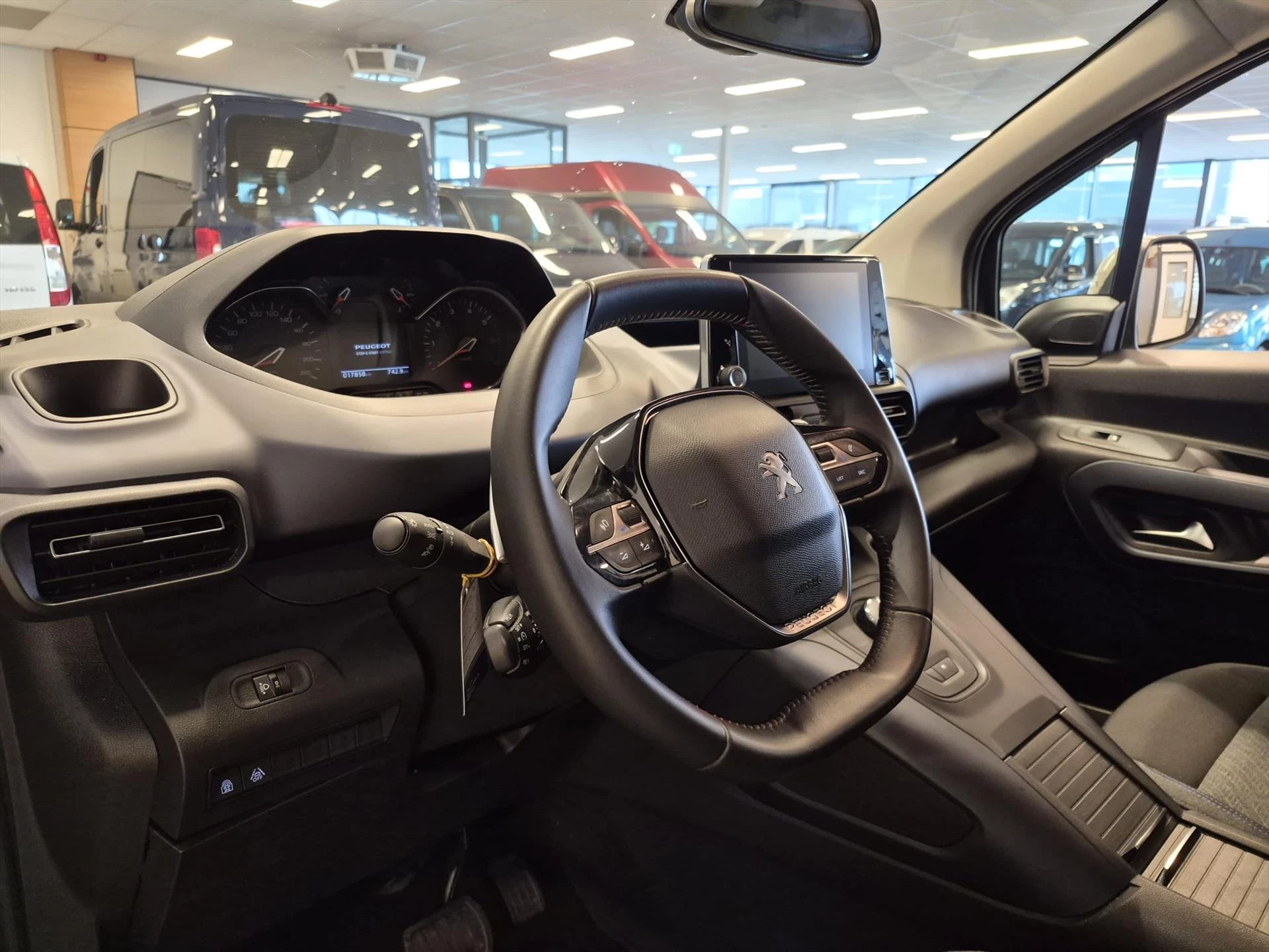 Hoofdafbeelding Peugeot Rifter