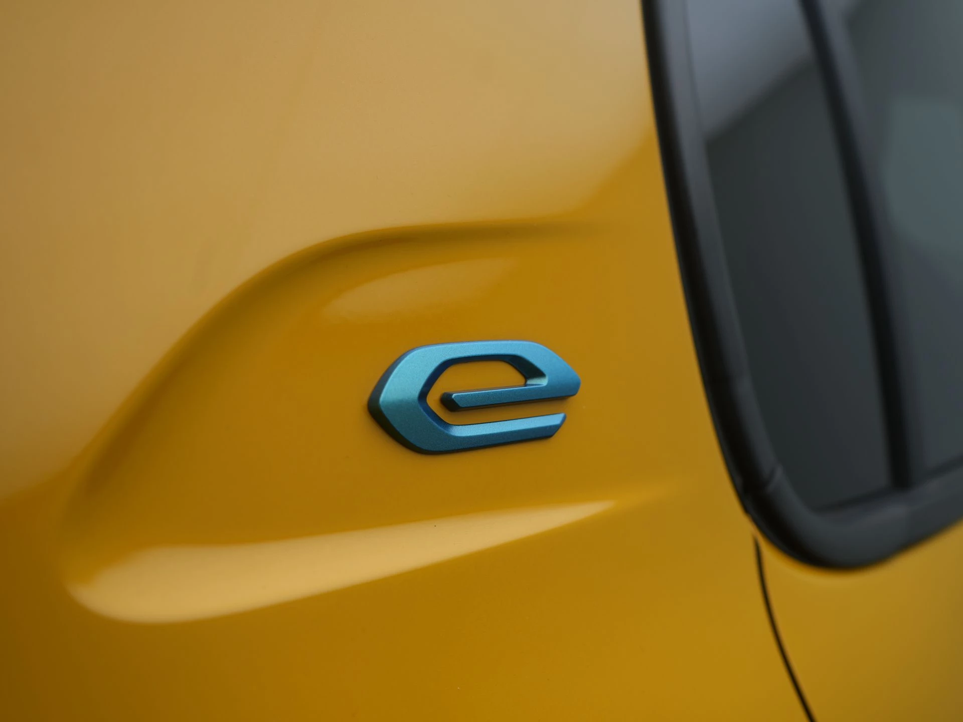 Hoofdafbeelding Peugeot e-208