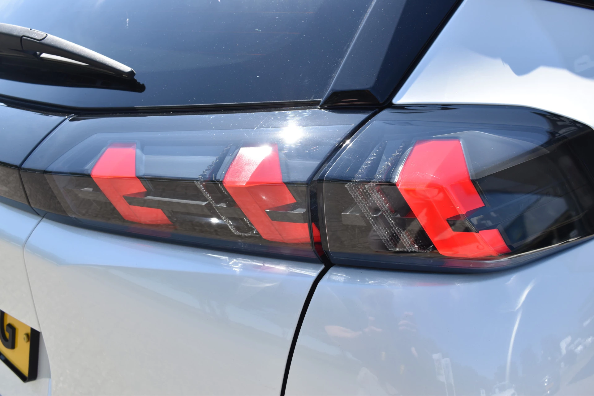 Hoofdafbeelding Peugeot e-2008
