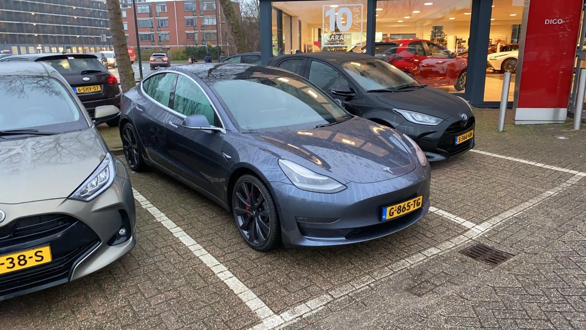 Hoofdafbeelding Tesla Model 3