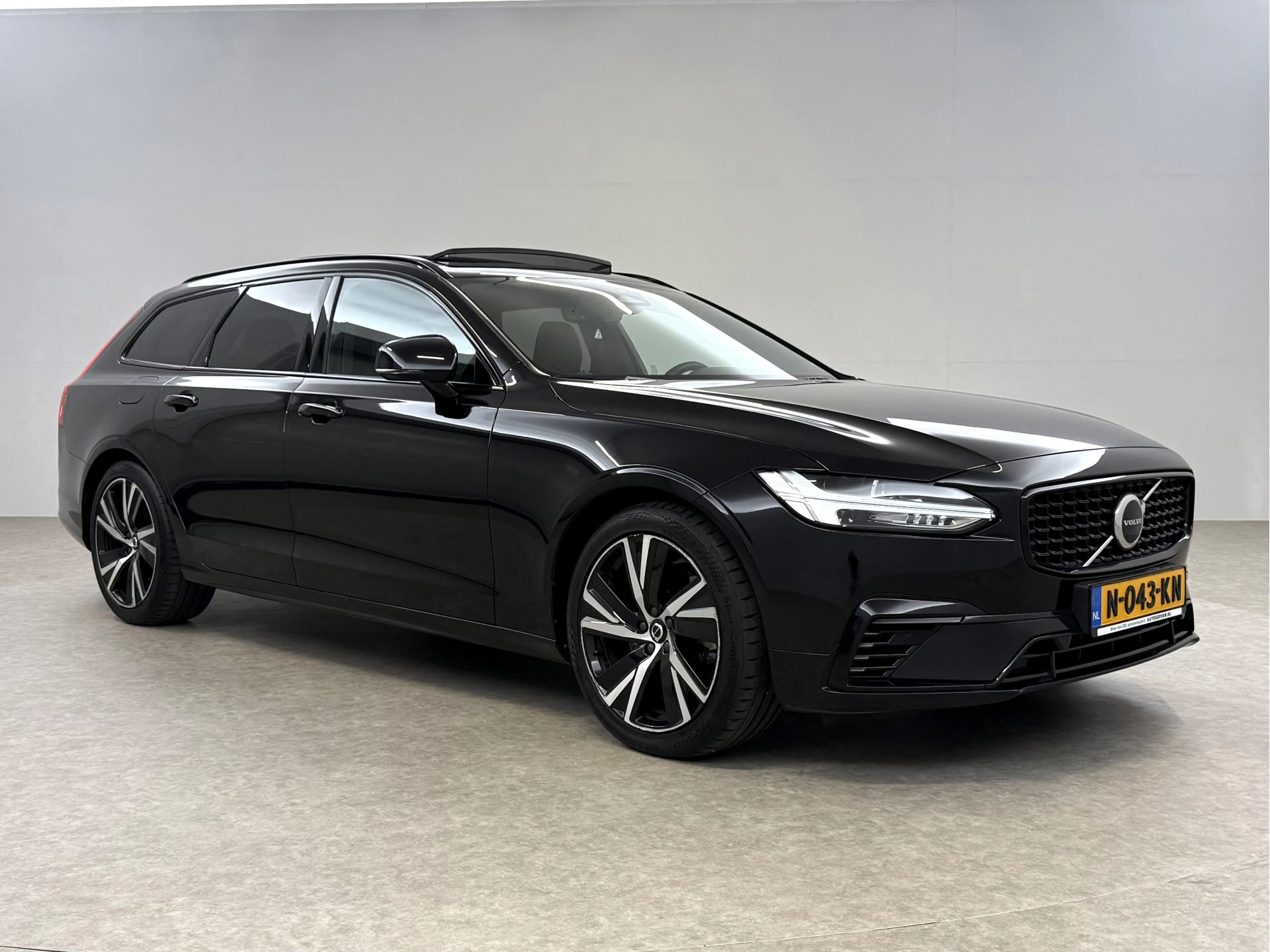 Hoofdafbeelding Volvo V90