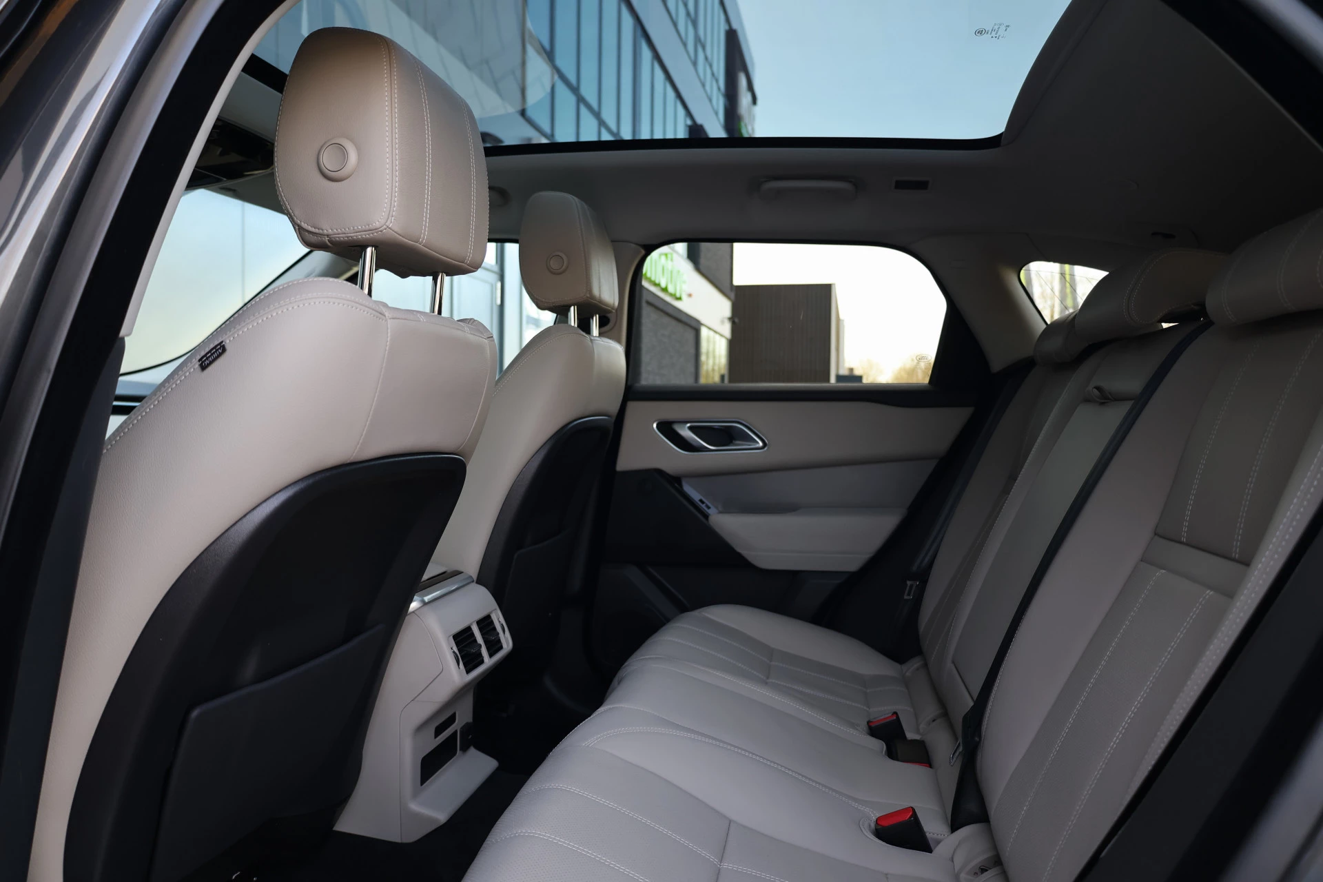 Hoofdafbeelding Land Rover Range Rover Velar