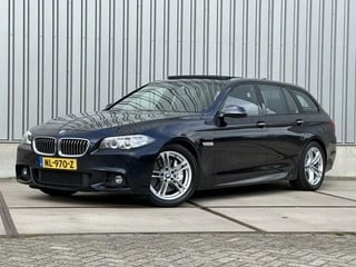 BMW 5-serie Touring 528i M Sport Edition Panoramadak - Leder Dashboard - Volle Auto