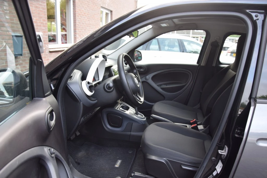Hoofdafbeelding Smart Forfour