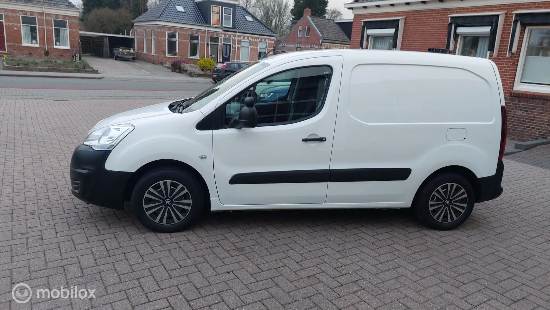 Hoofdafbeelding Peugeot Partner