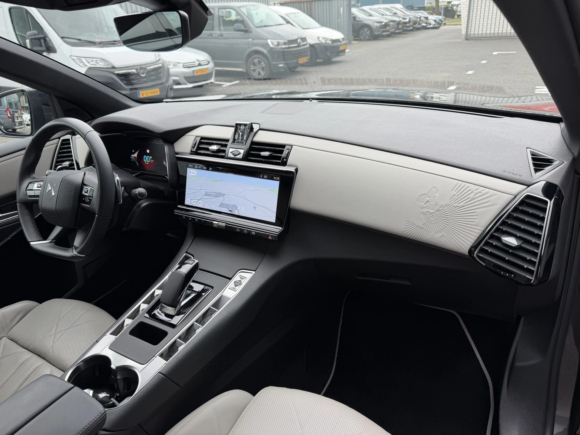 Hoofdafbeelding DS DS 7