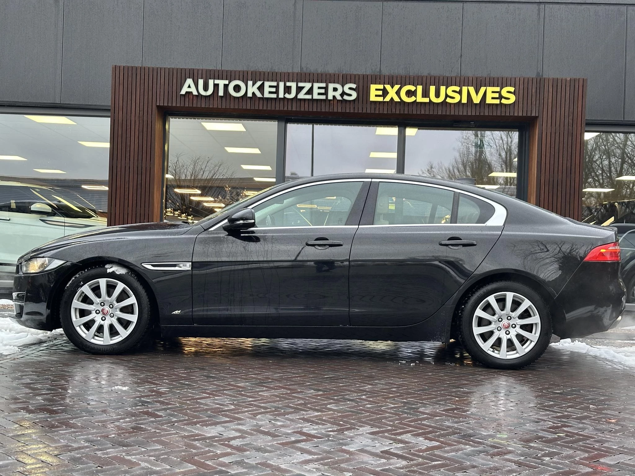 Hoofdafbeelding Jaguar XE