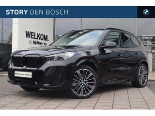 BMW iX1 xDrive30 M Sport / Trekhaak / Adaptieve LED / Sportstoelen / Adaptief M Onderstel / Comfort Access / Parking Assistant