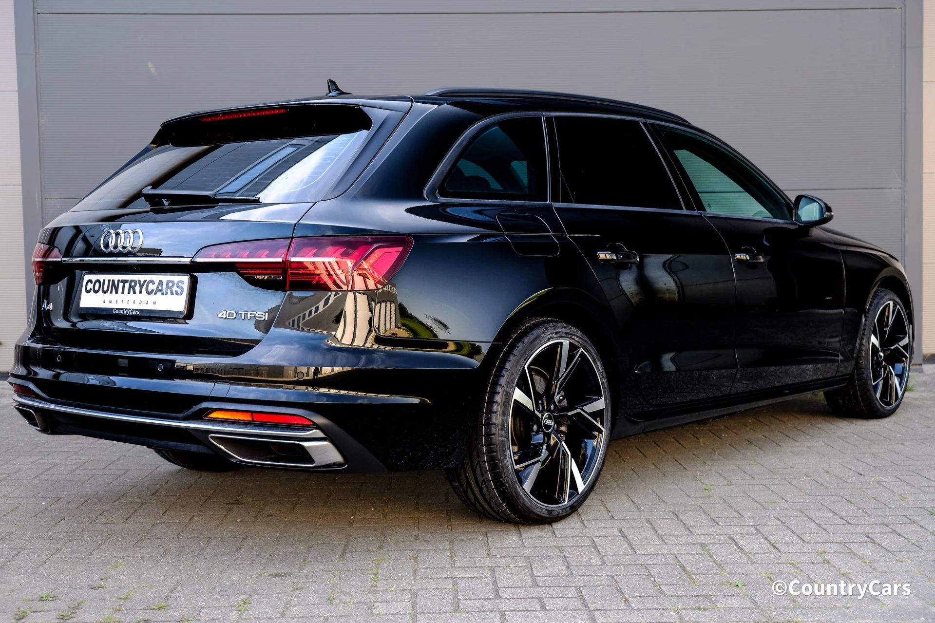 Hoofdafbeelding Audi A4