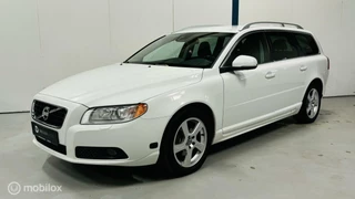 Volvo V70 1.6 T4 Summum AUTOMAAT / LEER