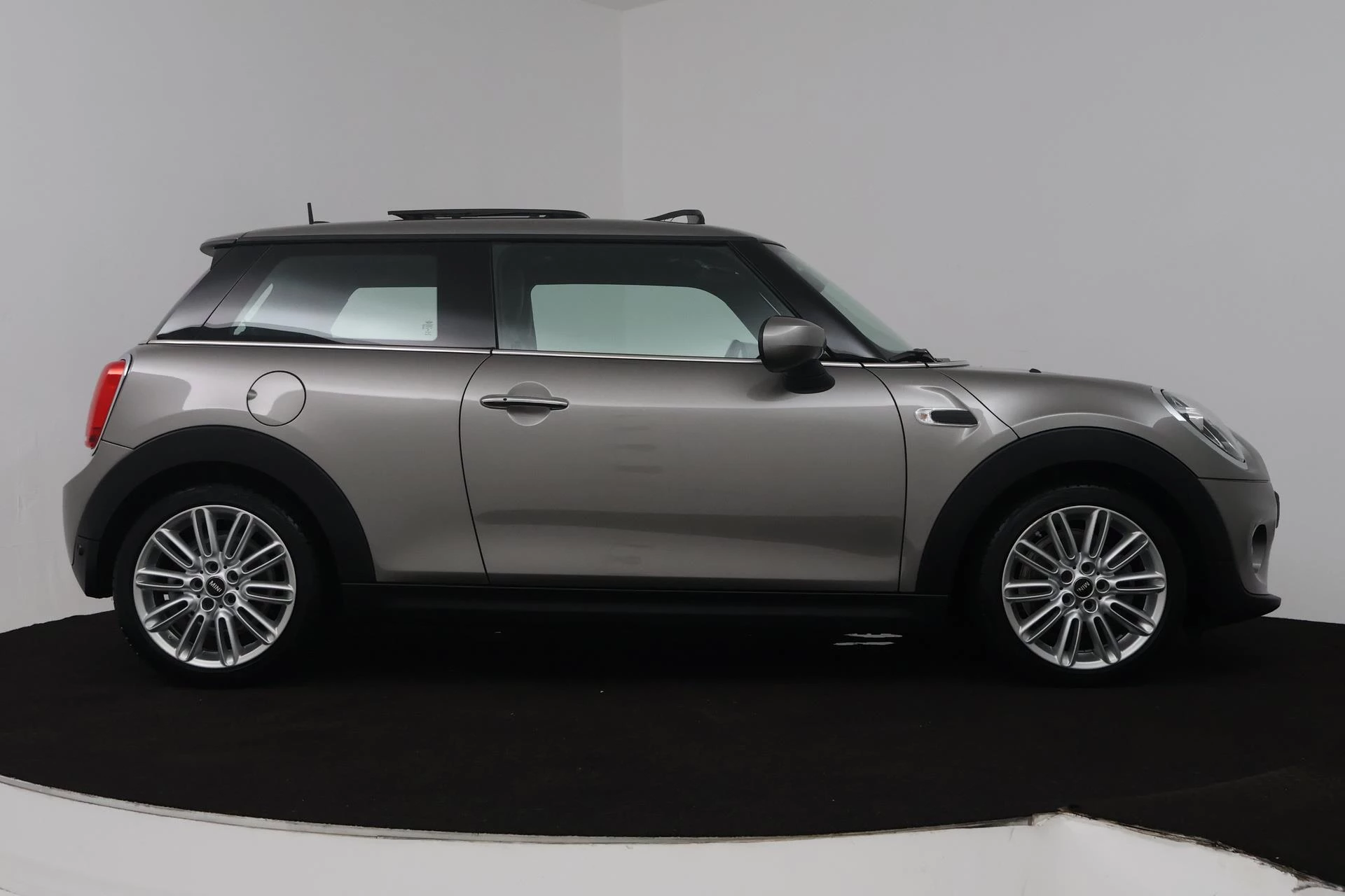 Hoofdafbeelding MINI One