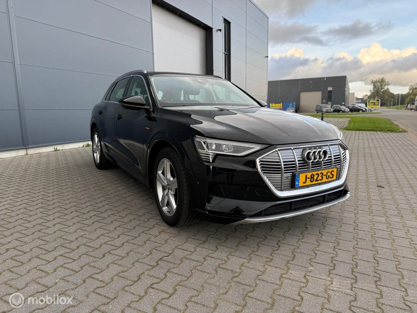 Hoofdafbeelding Audi e-tron