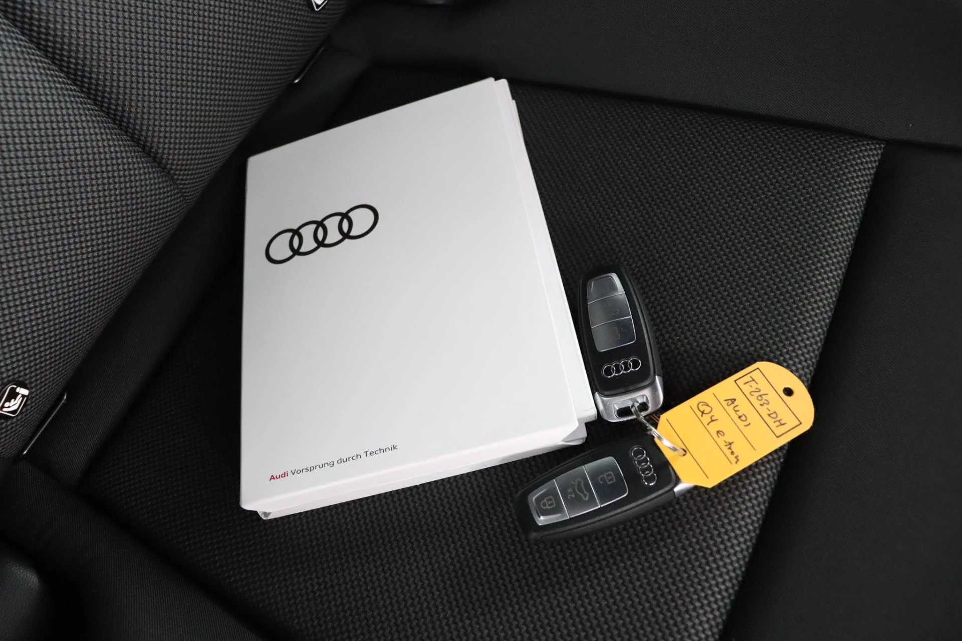 Hoofdafbeelding Audi Q4 e-tron