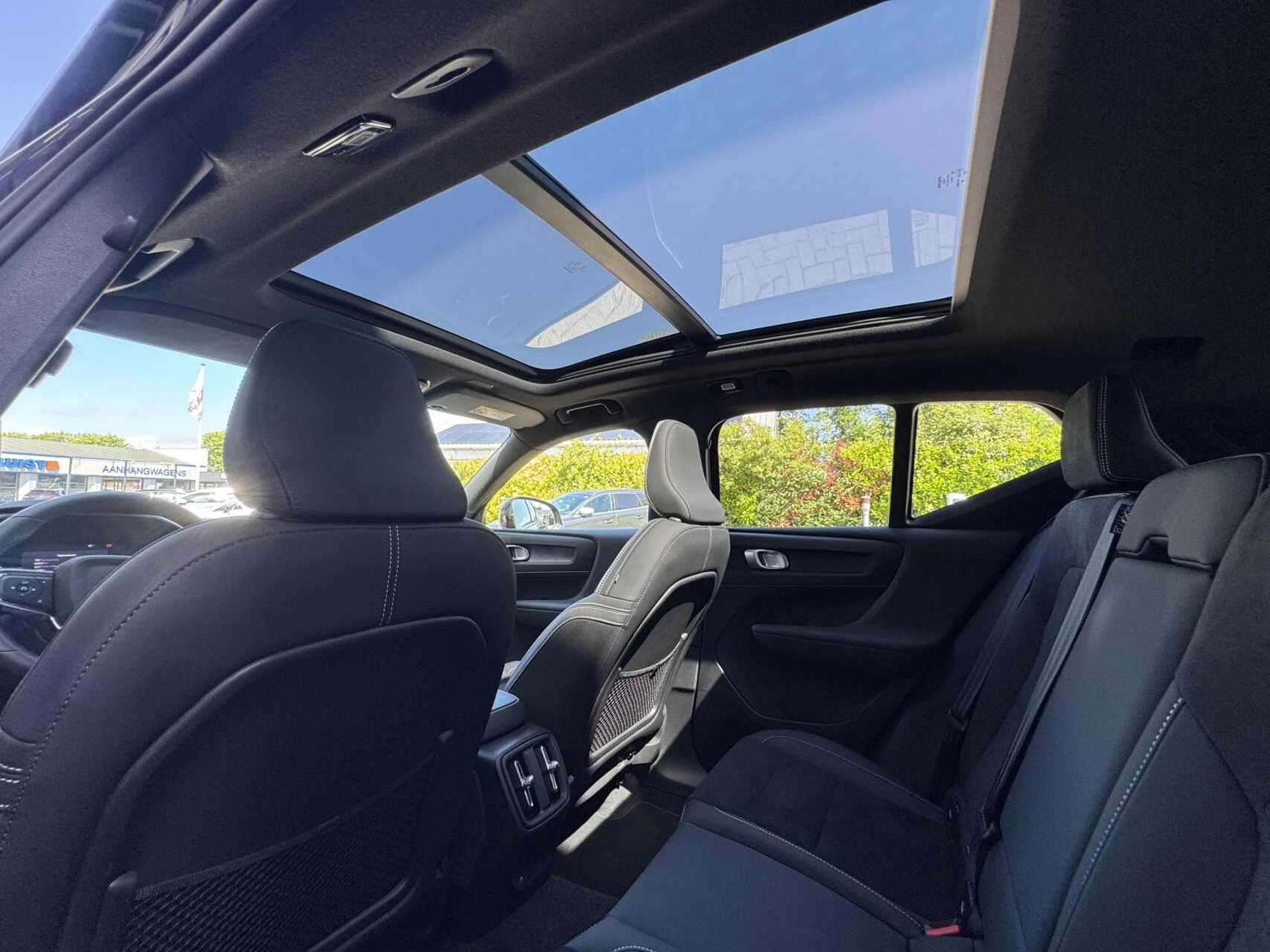 Hoofdafbeelding Volvo EX40