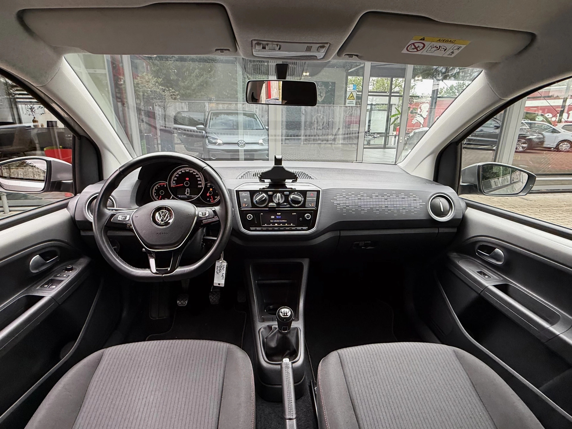 Hoofdafbeelding Volkswagen up!