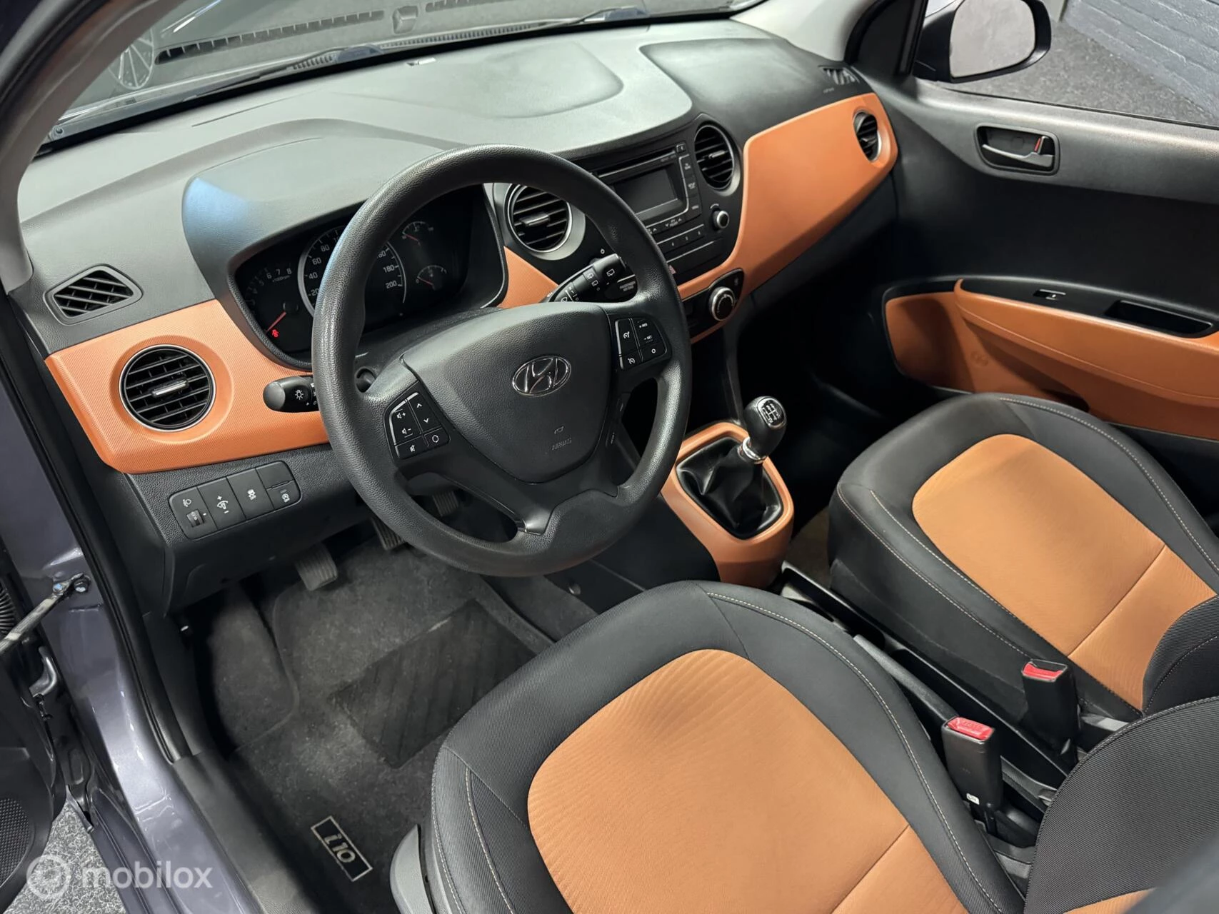 Hoofdafbeelding Hyundai i10