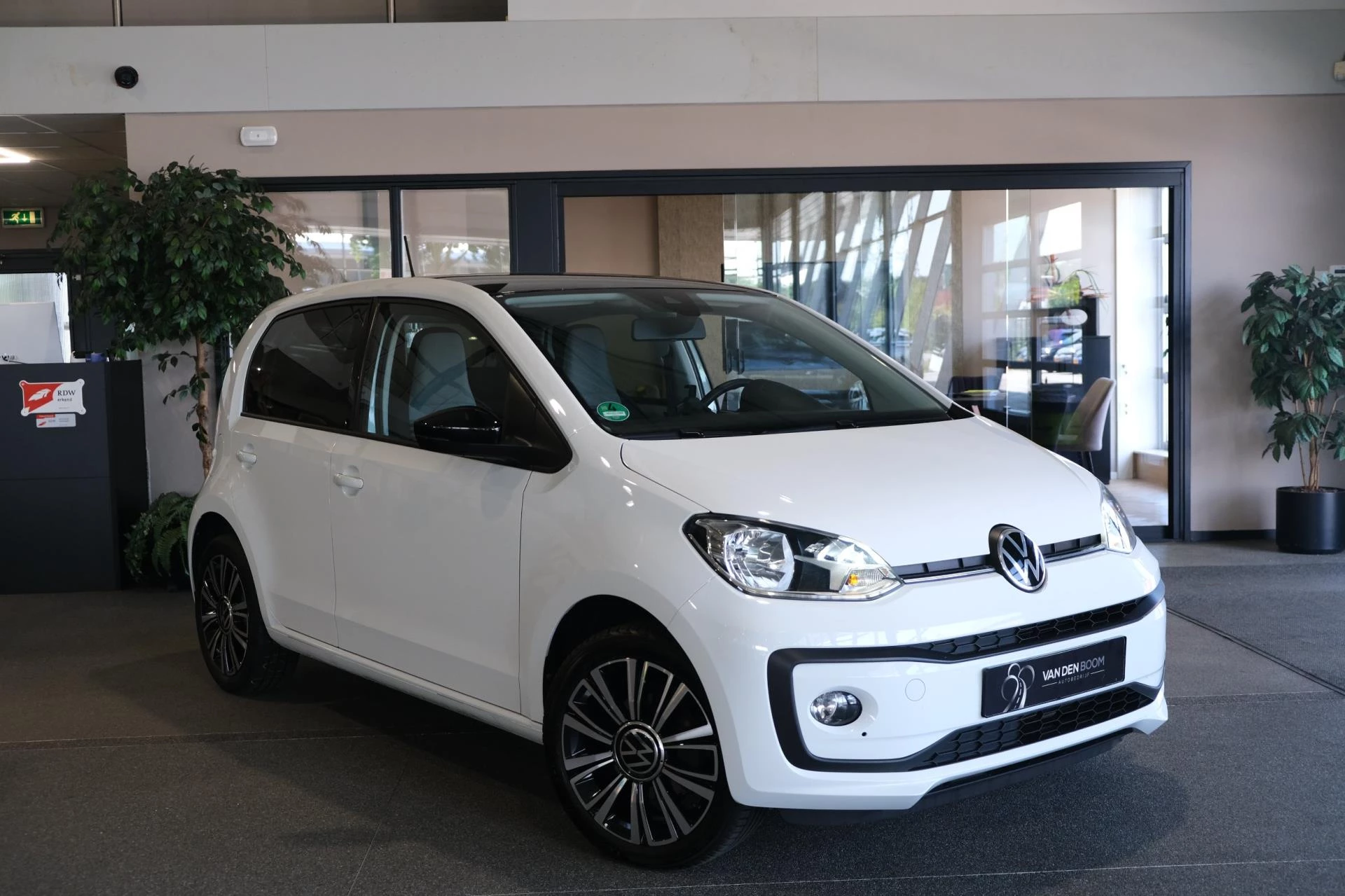 Hoofdafbeelding Volkswagen up!