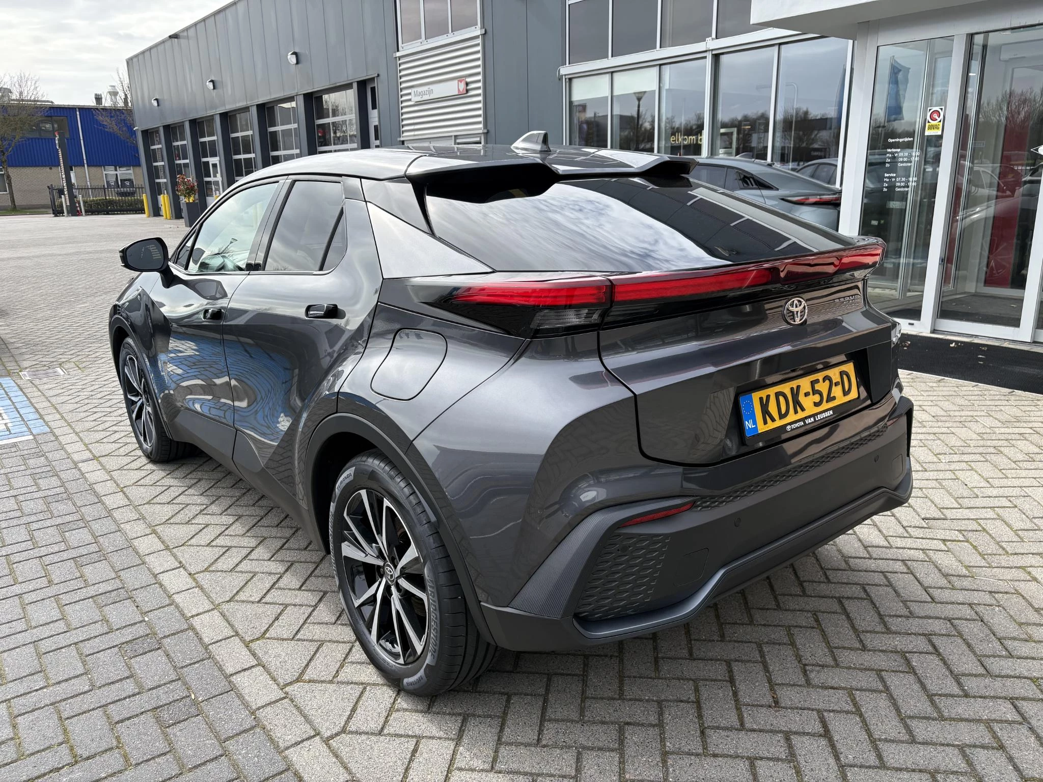 Hoofdafbeelding Toyota C-HR