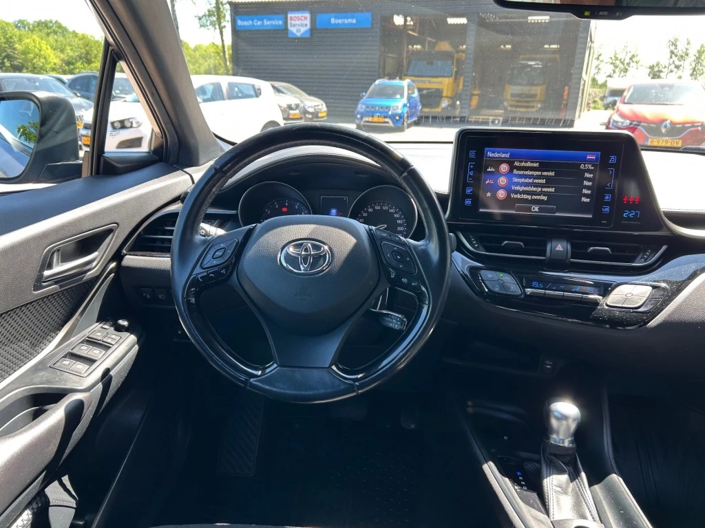 Hoofdafbeelding Toyota C-HR