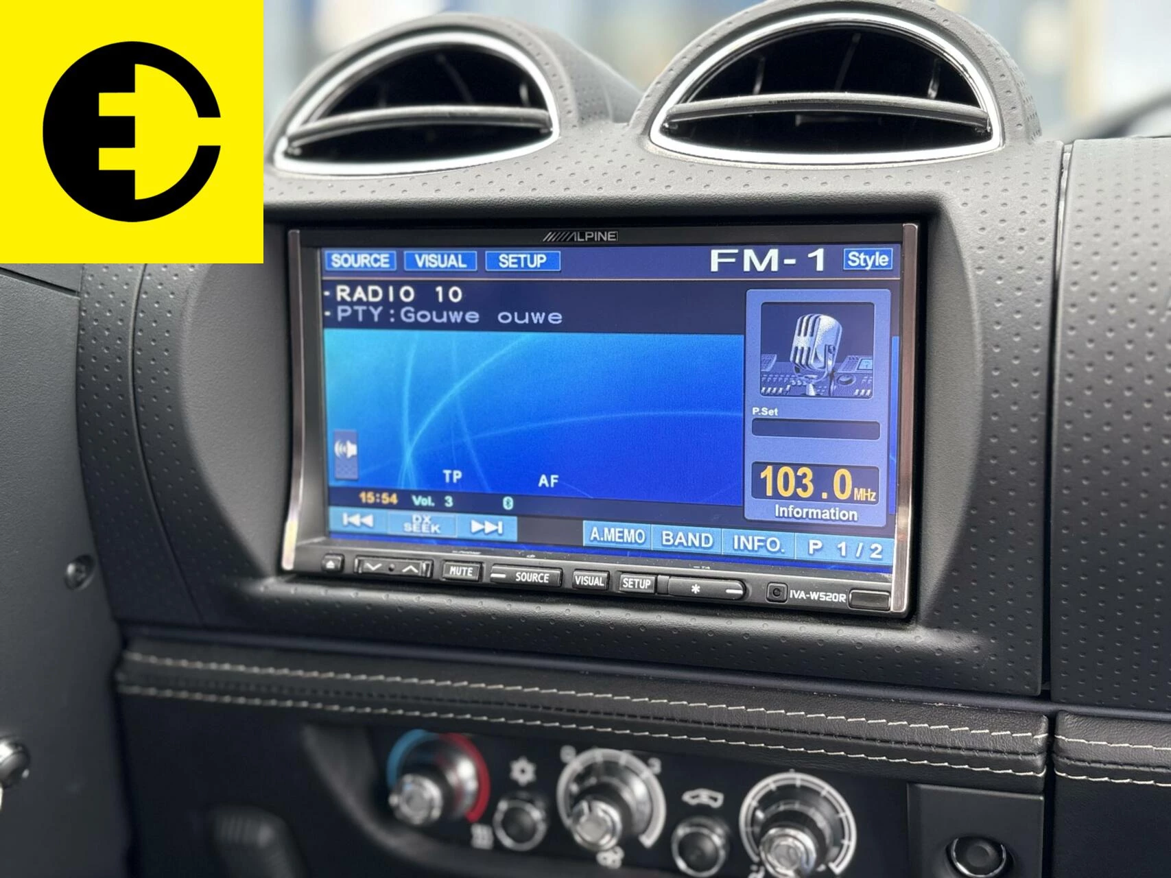 Hoofdafbeelding Tesla Roadster