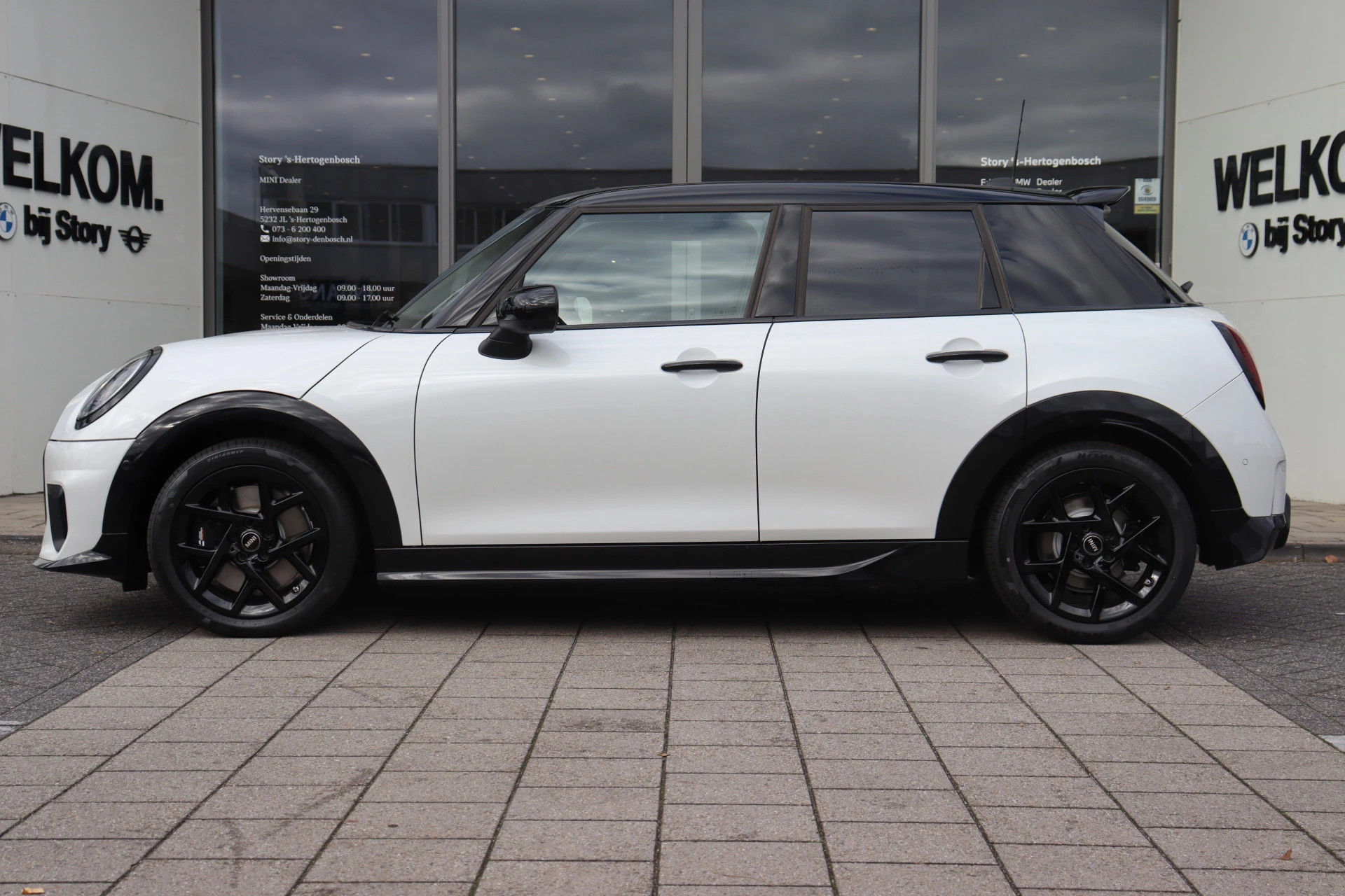 Hoofdafbeelding MINI 5-deurs
