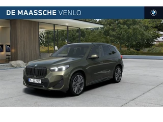 Hoofdafbeelding BMW X1 BMW X1 xDrive25e High Executive M Sport Automaat / Panoramadak / Trekhaak / Sportstoelen / Head-Up / Adaptieve LED / M Adaptief onderstel / Parking Assistant Plus / Comfort Access