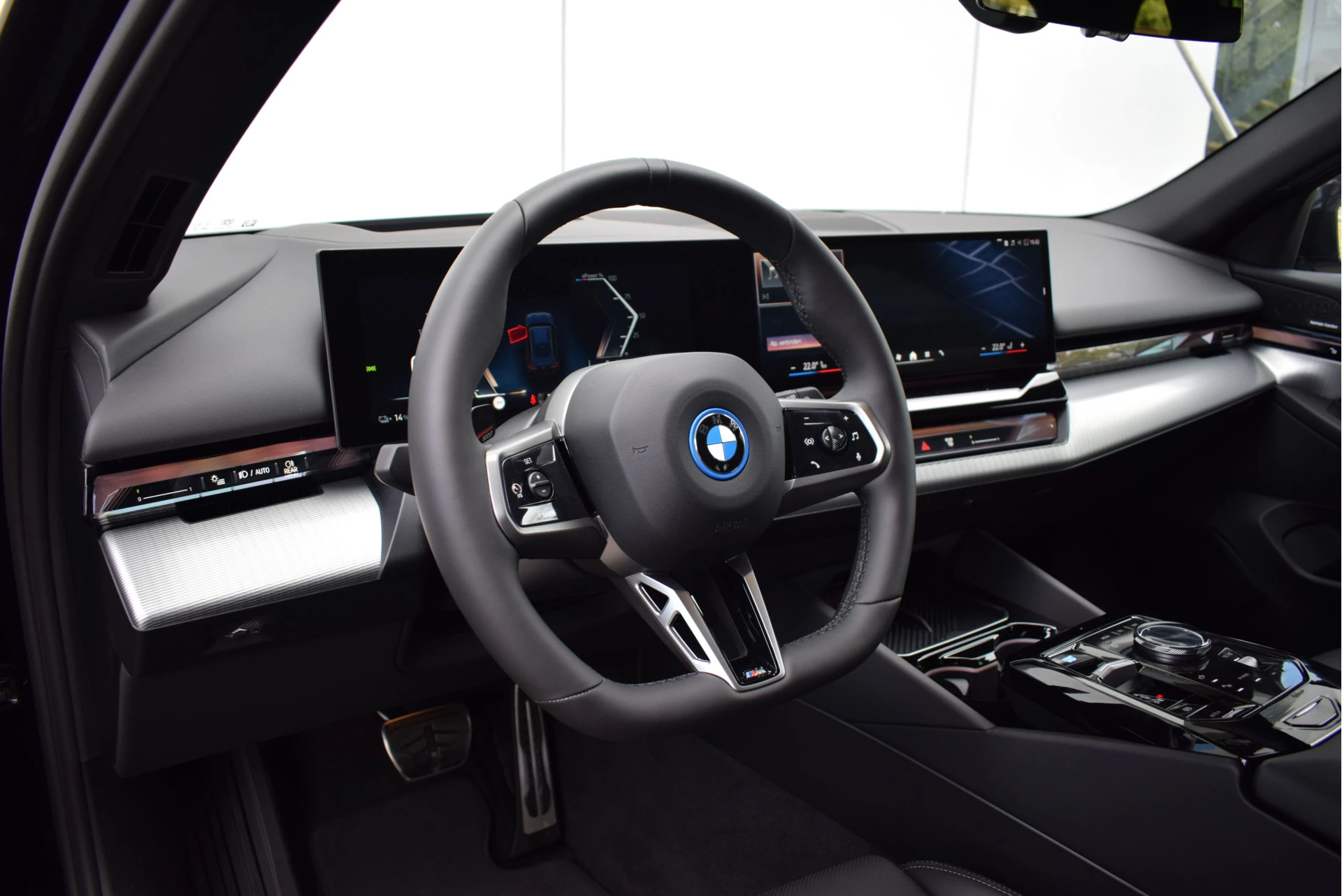 Hoofdafbeelding BMW i5